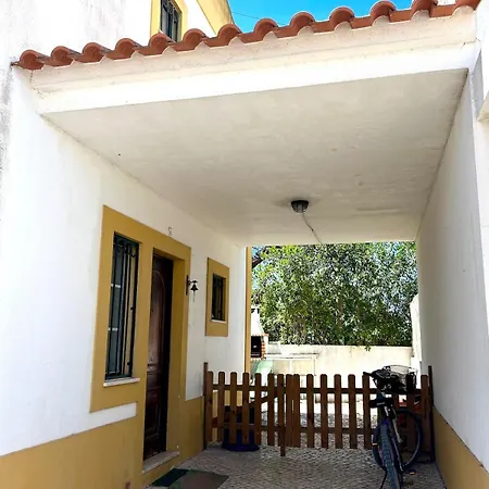 Marconi's Holiday home Sesimbra